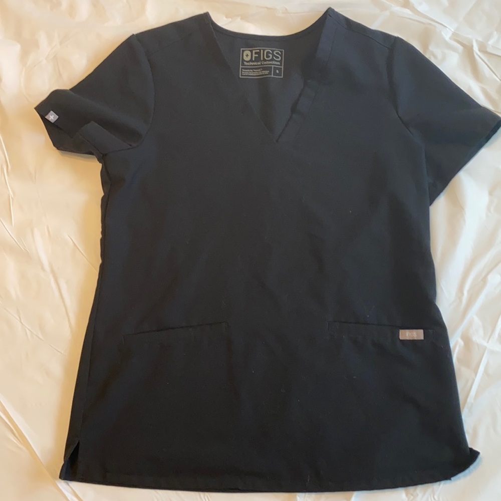 Figs Scrub Top